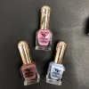 The Golden Cap fashionable and colorful nail polish comes in a rich variety of colors, allowing you to freely choose and match them details Picture